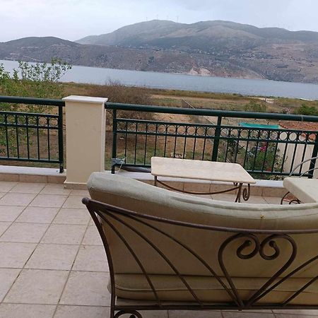 Villa Rania: Ευάερη Βίλα Με Θέα Τη Θάλασσα Lixoúri Eksteriør bilde