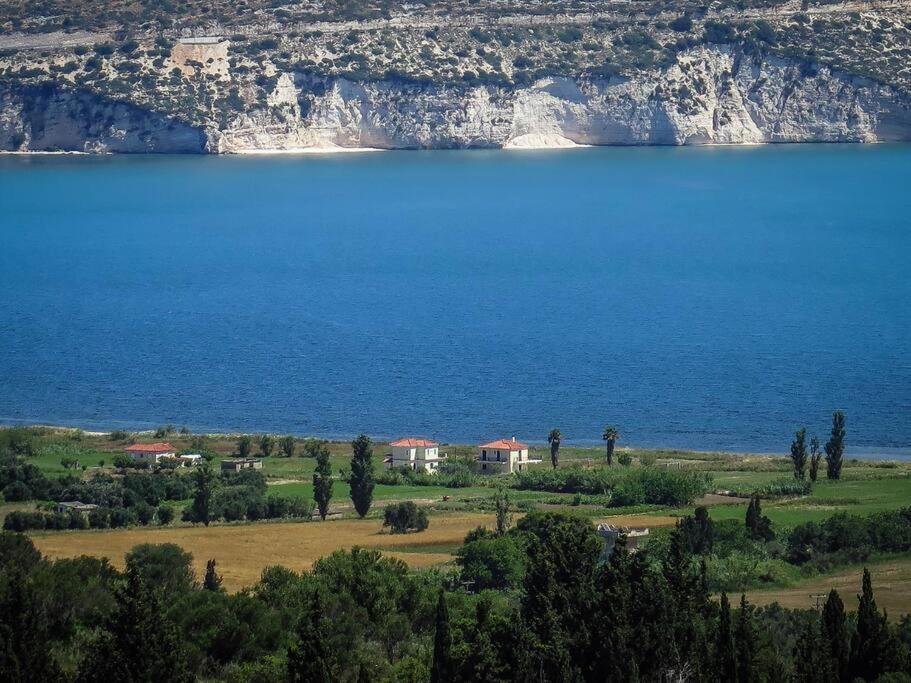 Villa Rania: Ευάερη Βίλα Με Θέα Τη Θάλασσα Lixoúri Eksteriør bilde