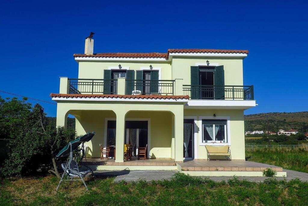 Villa Rania: Ευάερη Βίλα Με Θέα Τη Θάλασσα Lixoúri Eksteriør bilde