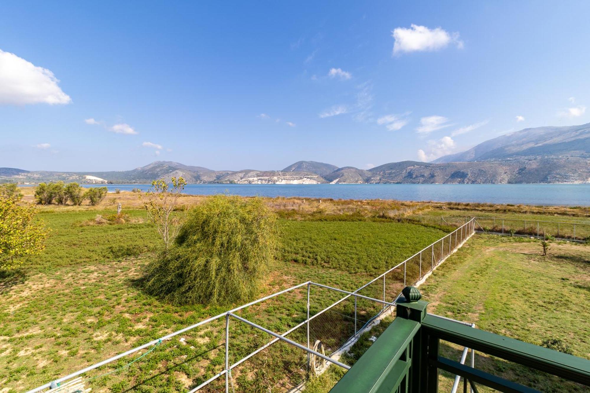 Villa Rania: Ευάερη Βίλα Με Θέα Τη Θάλασσα Lixoúri Eksteriør bilde