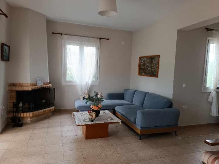 Villa Rania: Ευάερη Βίλα Με Θέα Τη Θάλασσα Lixoúri Eksteriør bilde
